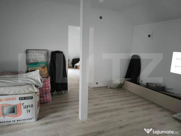 Casă cu 3 camere cu Teren 336 Mp în George Enescu