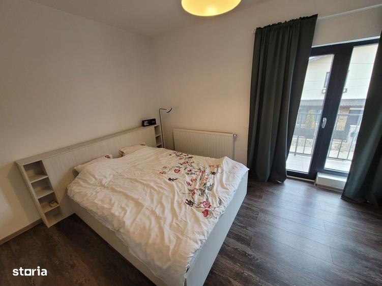 Casă cu 4 camere în Odăile