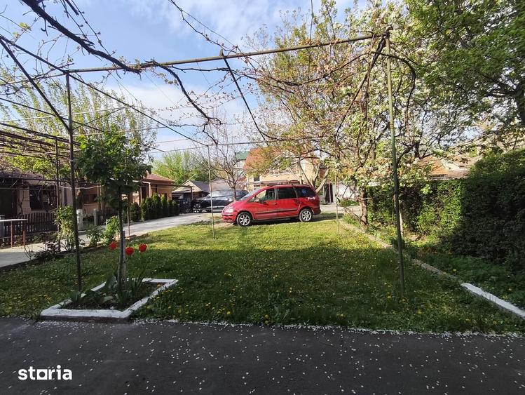 Casă cu 2 camere cu Teren 121 Mp în Central