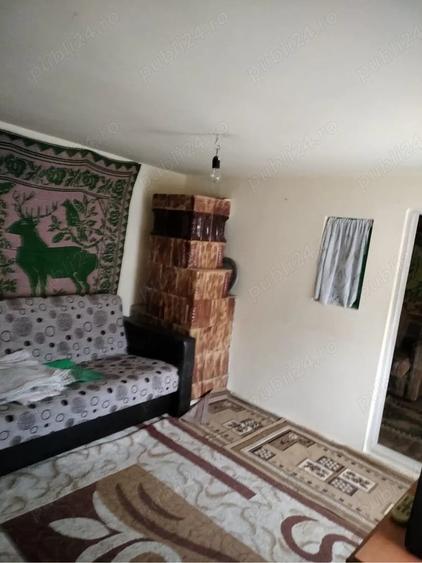 Casă cu 3 camere în Scăești
