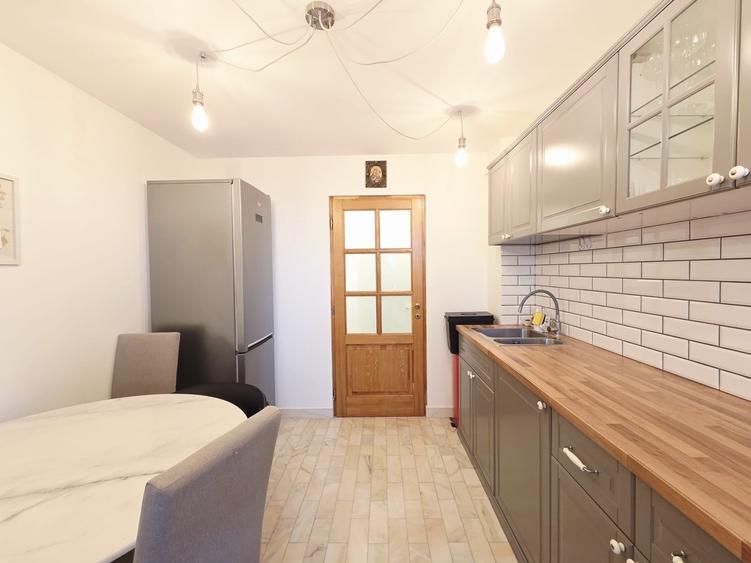 Apartament cu 2 camere decomandat în Mazepa 1