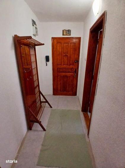 Inchiriez apartament - 2
