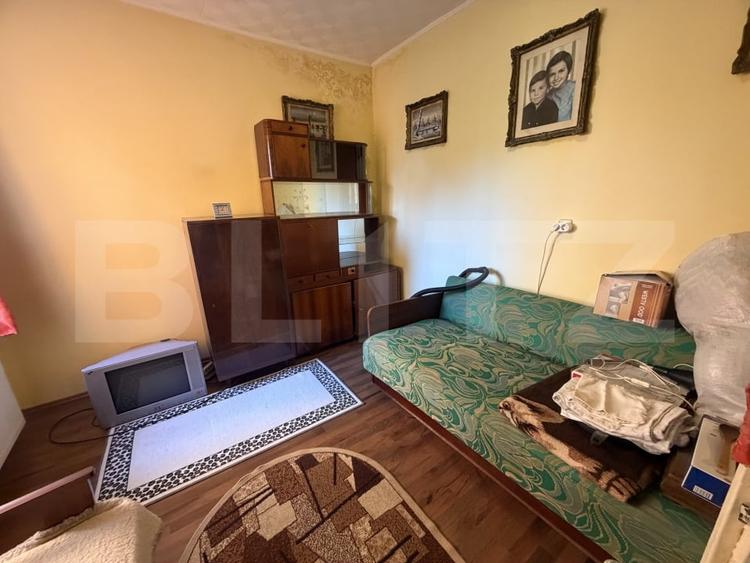 Casă individuală cu 3 camere cu Canalizare în Central