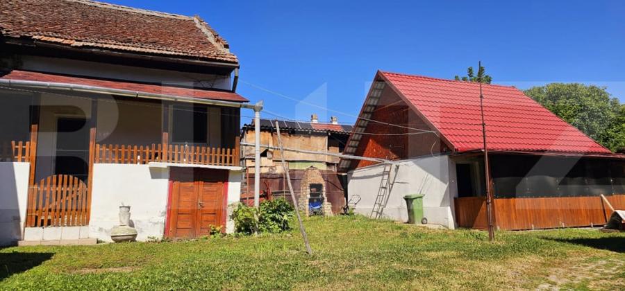Casă cu 2 camere cu Teren 720 Mp în Central