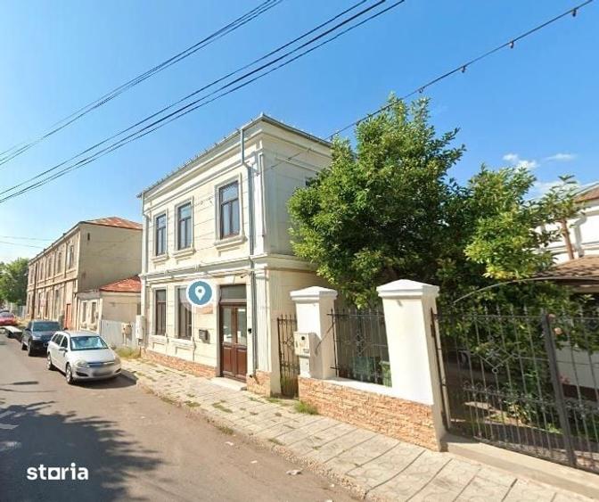 Casă cu Teren 200 Mp în Ultracentral