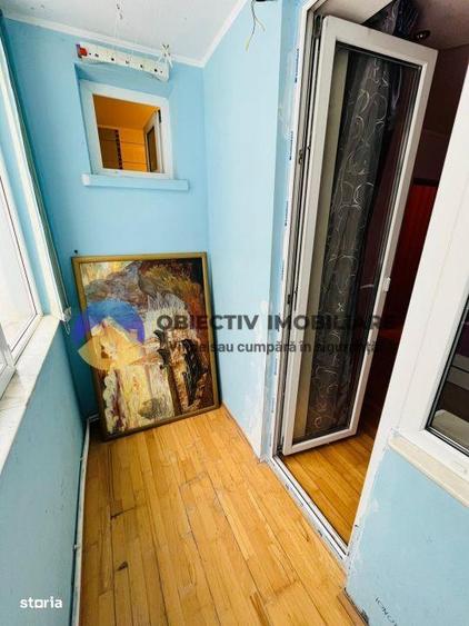 Apartament cu 2 camere semidecomandat, mobilat în Central