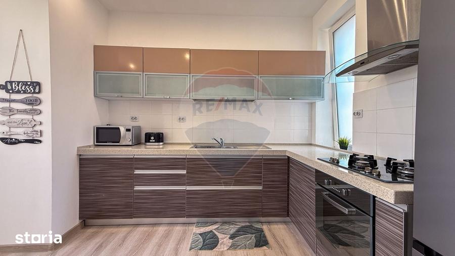 Apartament cu 3 camere în Romană