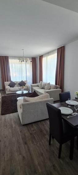 Apartament cu 2 camere semidecomandat, mobilat în Central