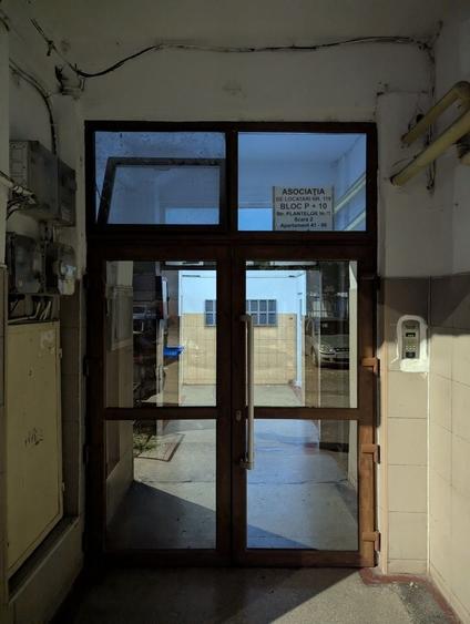 Apartament cu 3 camere decomandat în Nicolae Bălcescu