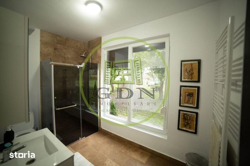 Casă cu 7 camere cu Teren 3515 Mp în Deda