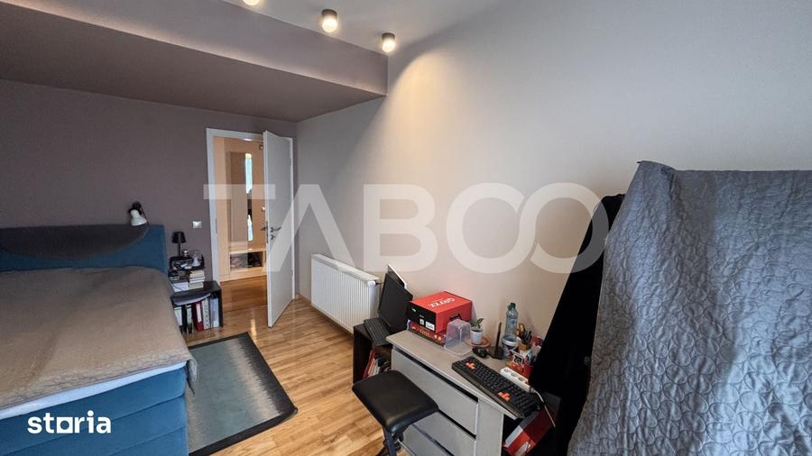 Apartament cu 3 camere decomandat în Lazaret