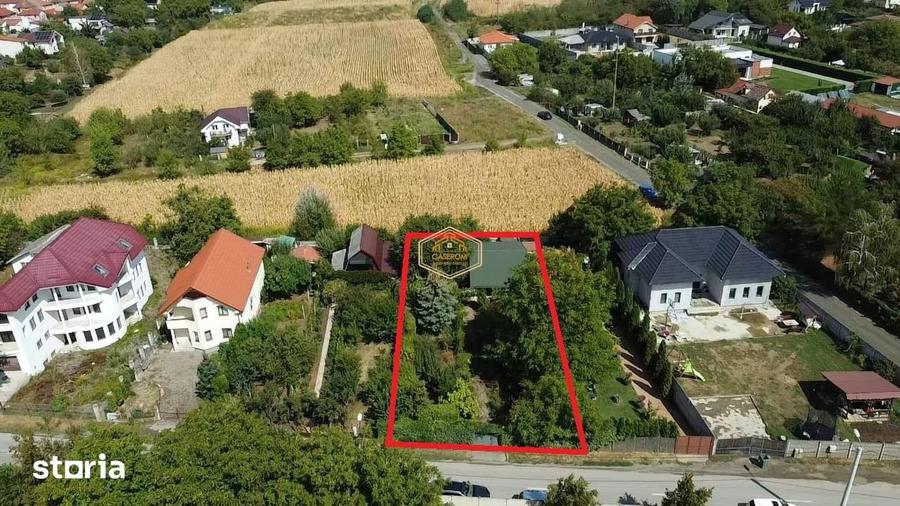Teren de 560 mp, în Bercu Roșu