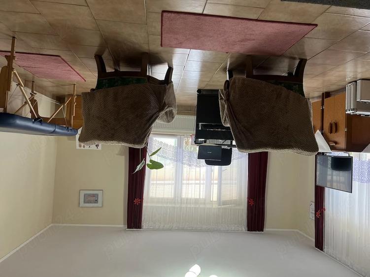 Casă cu 3 camere cu Teren 559 Mp în Central