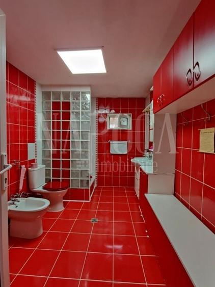 Casă individuală cu 7 camere cu Canalizare în Grigorescu