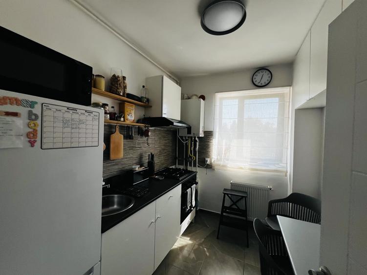 Apartament cu 2 camere decomandat, mobilat în Giulești