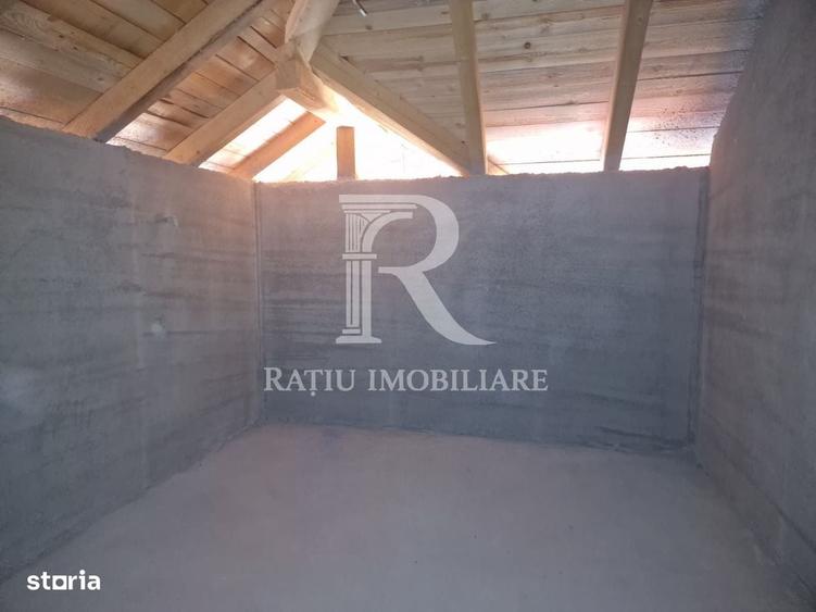 Casă cu 4 camere în Central