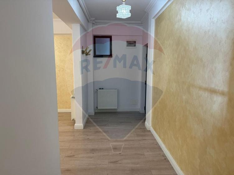 INCHIRIERE Apartament cu 3 camere in zona Aviatiei - 5