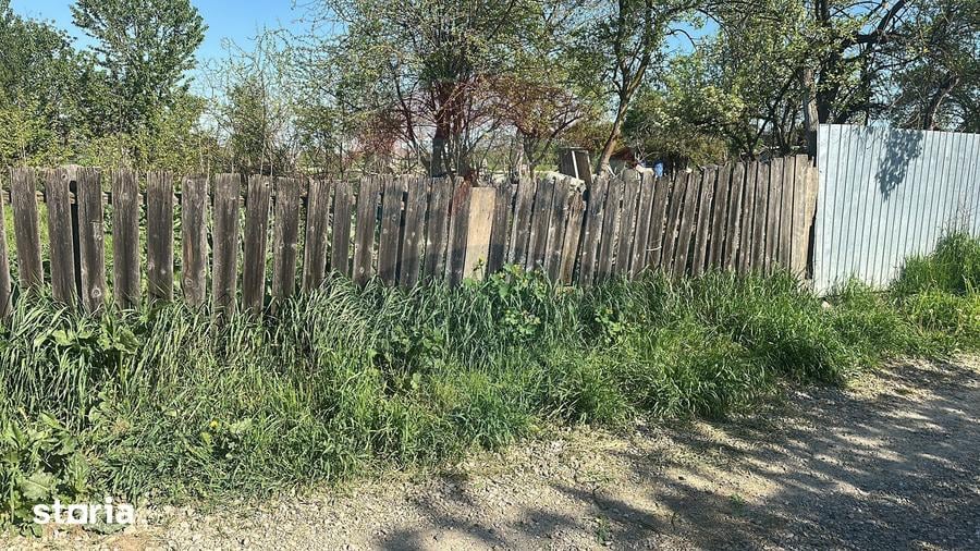 Teren de 443 mp, în Central
