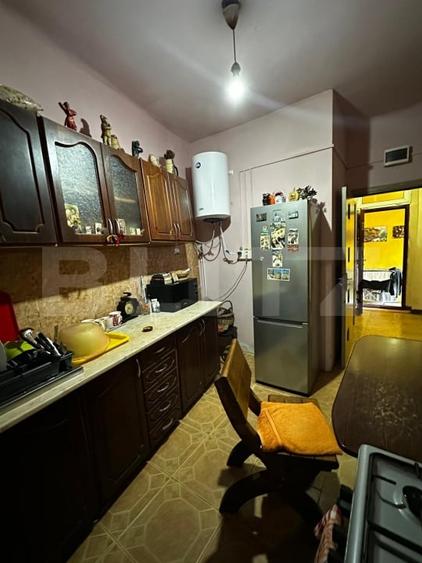 Casă individuală cu 2 camere cu Canalizare în Central