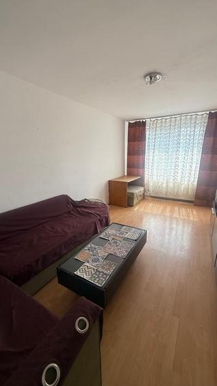 Apartament cu 2 camere decomandat în Rahova