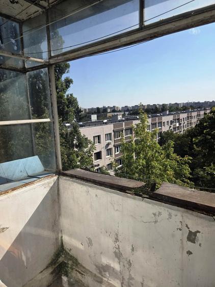 Apartament cu 2 camere decomandat în Drumul Taberei
