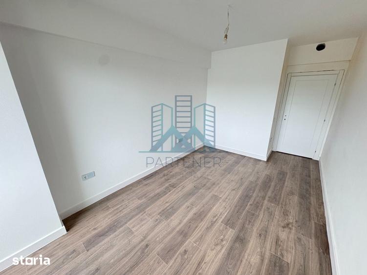 Apartament cu 3 camere în Rediu