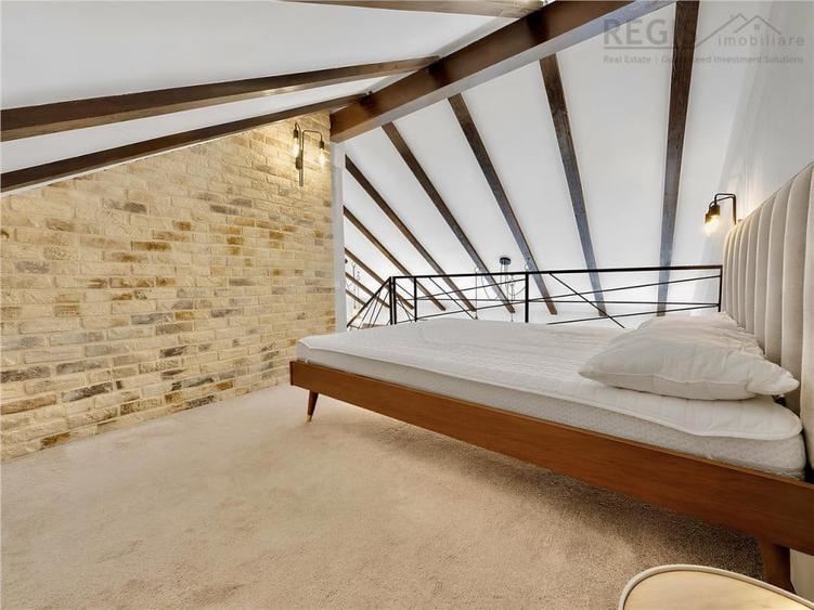 Apartament cu 2 camere decomandat în Schei