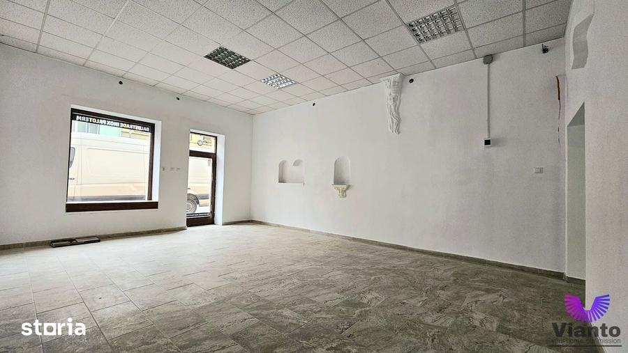 Spațiu comercial, de 58 mp, în Central
