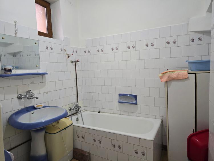 Garsonieră decomandată în Iosefin