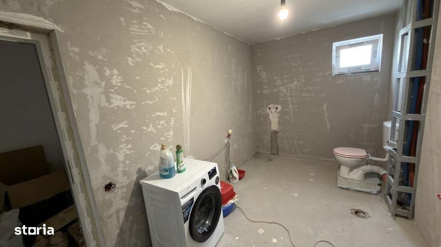 Casă cu 4 camere în Chinteni