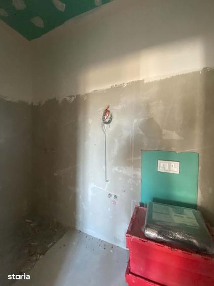 Casă cu 4 camere decomandat cu Teren 410 Mp în Bercu Roșu