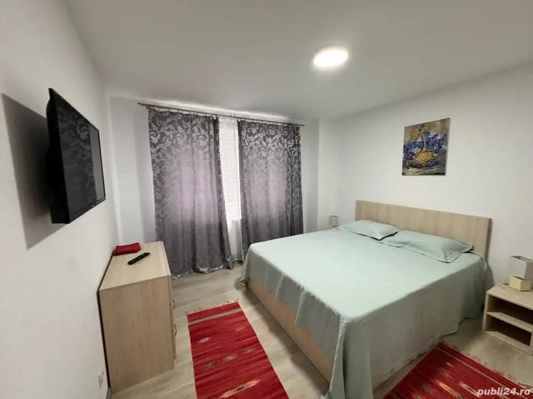 Apartament cu 4 camere decomandat în Mangalia