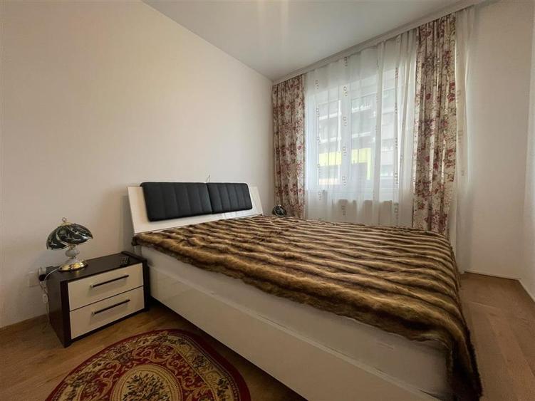 Apartament cu 3 camere decomandat în Iosia