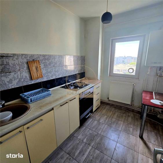 Apartament cu 4 camere în Dacia