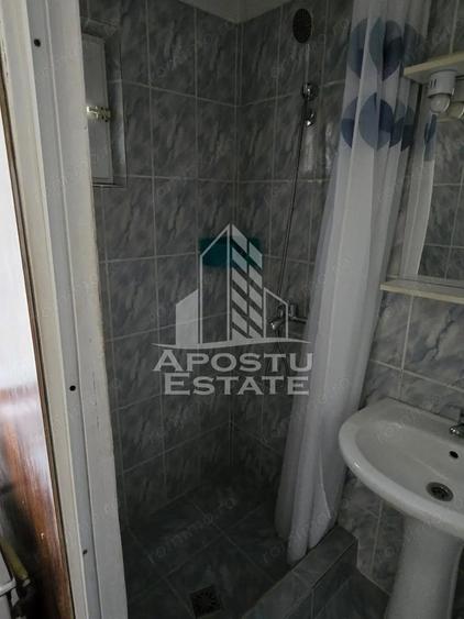 Garsonieră decomandată în Steaua