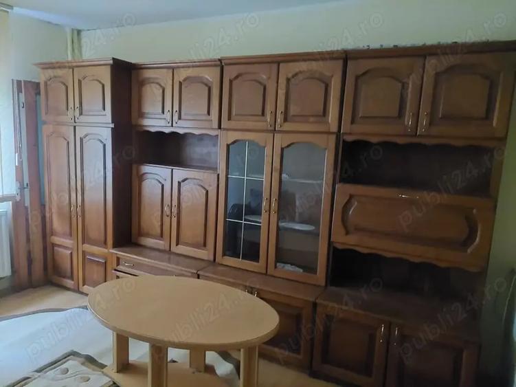 Garsonieră decomandată în Complex Studențesc
