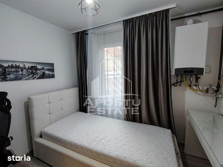 Apartament cu 3 camere, mobilat în Tipografilor