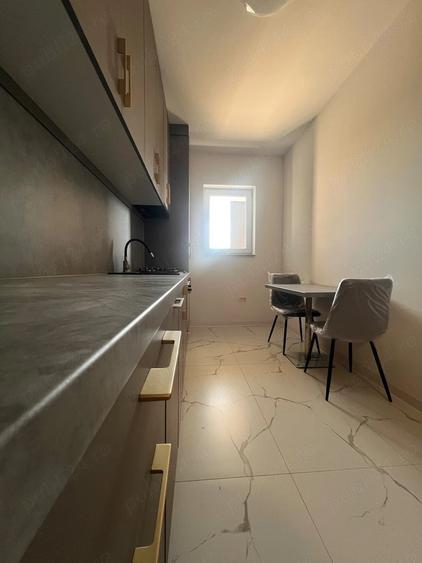 Apartament cu 2 camere decomandat în Giroc