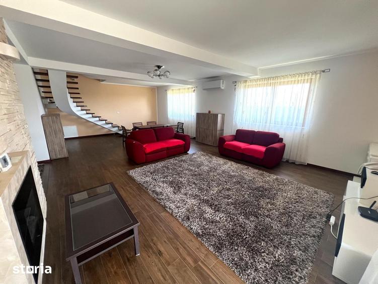 Casă cu 5 camere cu Teren 1250 Mp în Sud