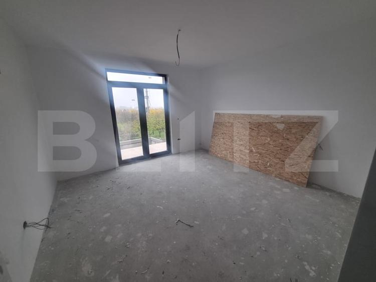 Casă individuală cu 5 camere decomandat cu Teren 500 Mp în Exterior Nord