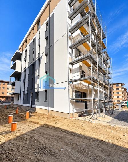 Apartament cu 2 camere decomandat în Giroc