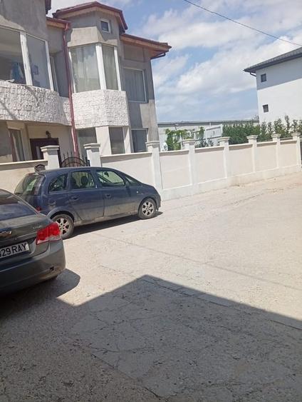Casă cu 6 camere cu Teren 315 Mp în Pantelimon