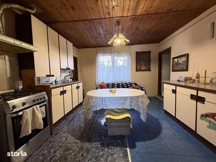 Casă cu 6 camere cu Teren 500 Mp în Mehala