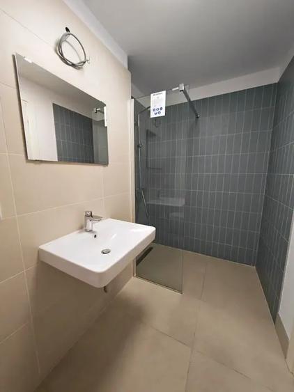 Apartament cu 4 camere decomandat în Știrbei Vodă