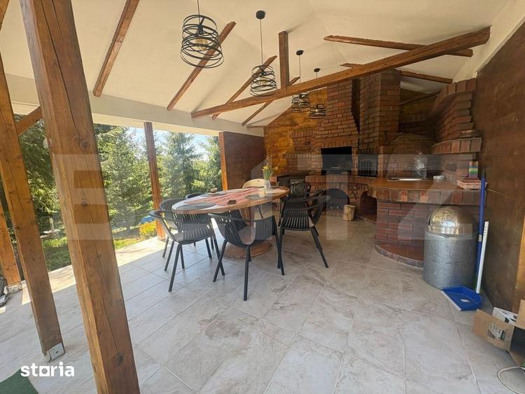 Casă cu 7 camere cu Teren 2717 Mp în Băișoara