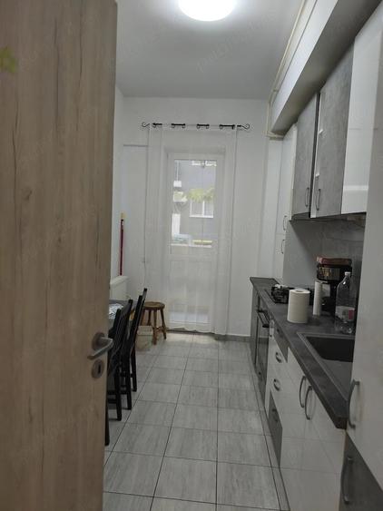 Apartament cu 2 camere decomandat în Metalurgiei