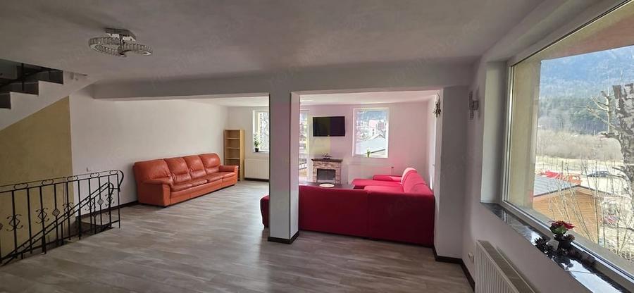 Casă cu 8 camere cu Teren 400 Mp în Zamora