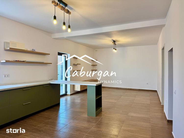Casă cu 4 camere cu Teren 250 Mp în Tineretului