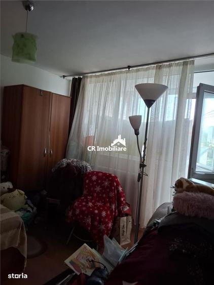 Apartament cu 3 camere decomandat în Dristor