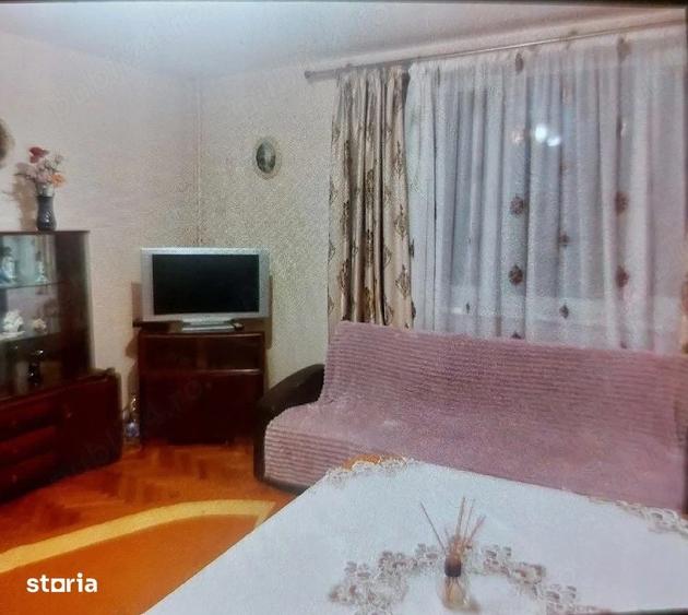 Apartament cu 2 camere decomandat în Gării